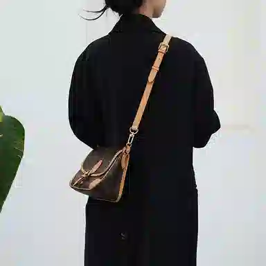 LV Diane