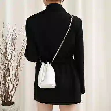 DIOR DIY