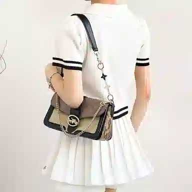 Georgie coach