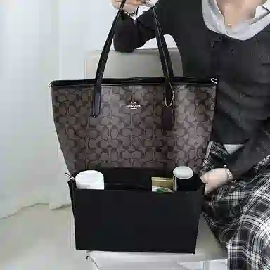COACH City33Tote