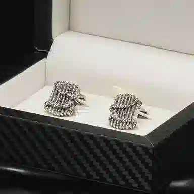 MAVIN MARVY DARMAWAN S925