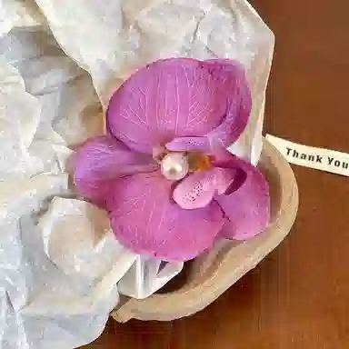 MACE MAVA Butterfly Flower Hair Clip