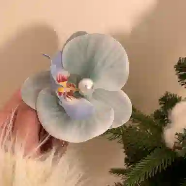 MACE MAVA Butterfly Flower Hair Clip