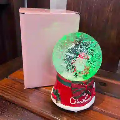 一点潮玩 圣诞老人八音盒 创意水晶球音乐盒 桌面摆件 飘雪彩灯 智能玩具