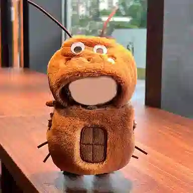 一点潮玩 蜜蜂鲨鱼蟑螂公仔服 可爱 潮酷玩偶服 娃衣着替