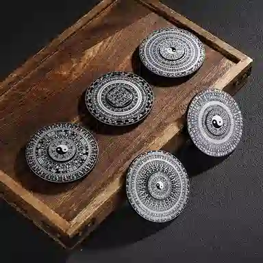 一点潮玩 解压太极指尖陀螺 模型