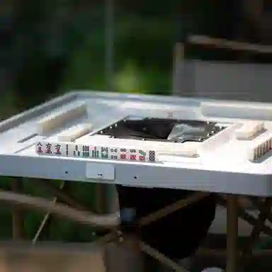 一点潮玩 迷你小麻将 小型手搓牌 桌游 便携乐趣聚会