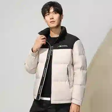 鸭鸭 时尚韩版字母拼色满印短款立领户外休闲防寒面包羽绒服 男款