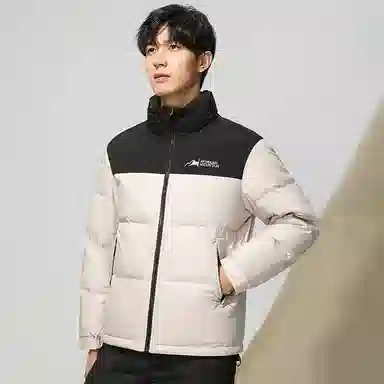 鸭鸭 时尚韩版字母拼色满印短款立领户外休闲防寒面包羽绒服 男款