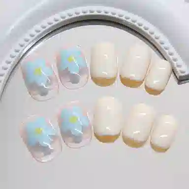 馨枕居 春日清新花朵  穿戴甲 短方蓝色黄色跳色 可爱