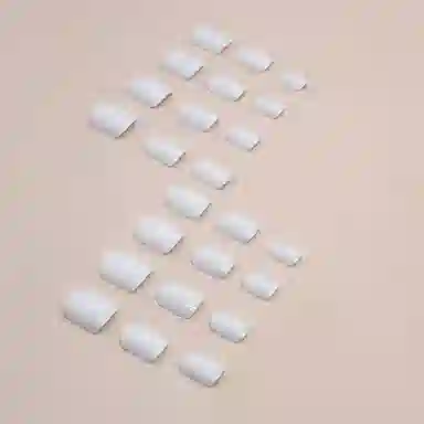 馨枕居 欧方型可拆卸  穿戴甲 短方白色裸色 纯色