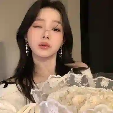 芒果饰品 秋冬菱形流苏轻奢高级感气质大气显脸小 铜 耳环 女款