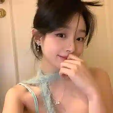 芒果饰品 不对称蝴蝶高级感轻奢气质流苏 合金 耳环 女款