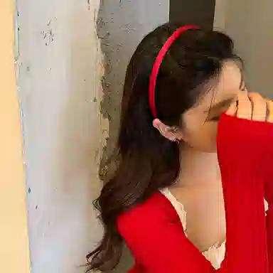 芒果饰品 高级感洋气时尚简约红色高级感细边 发箍 女款