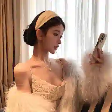 芒果饰品 千金黛尔 绒面宽边简约高颅顶发饰高级感 布艺 发箍 女款