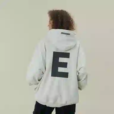 11ESTRANGER ASTRANGER