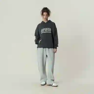 11ESTRANGER ASTRANGER