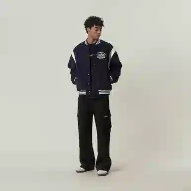 11ESTRANGER ASTRANGER