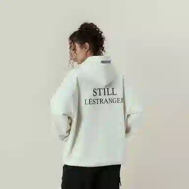 11ESTRANGER ASTRANGER