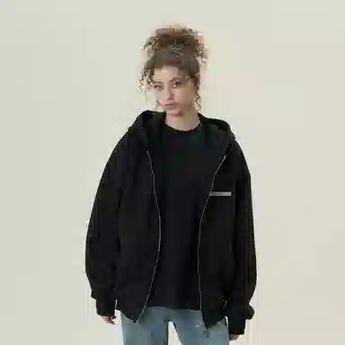 11ESTRANGER ASTRANGER