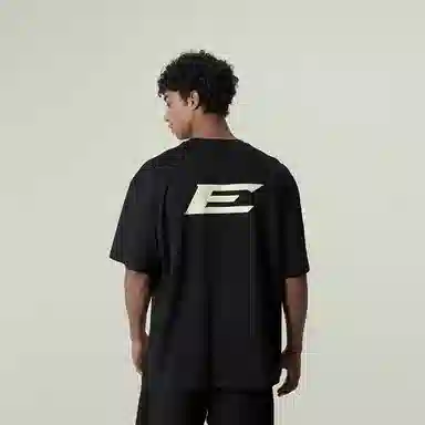 11ESTRANGER ASTRANGER T