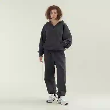 11ESTRANGER ASTRANGER