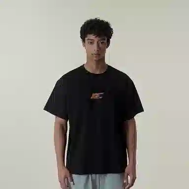 11ESTRANGER ASTRANGER ET