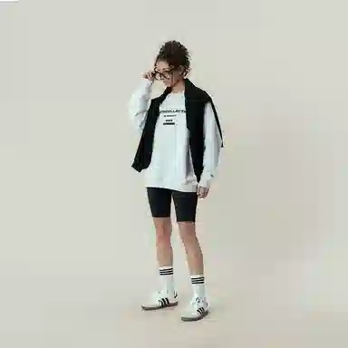 11ESTRANGER ASTRANGER