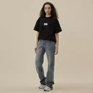 11ESTRANGER ASTRANGER