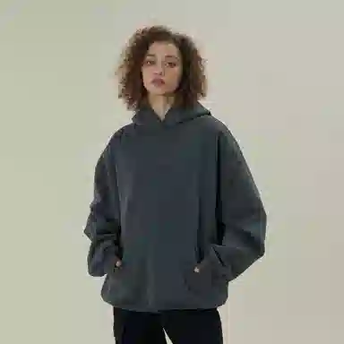 11ESTRANGER ASTRANGER