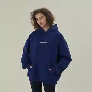 11ESTRANGER ASTRANGER