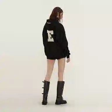 11ESTRANGER E