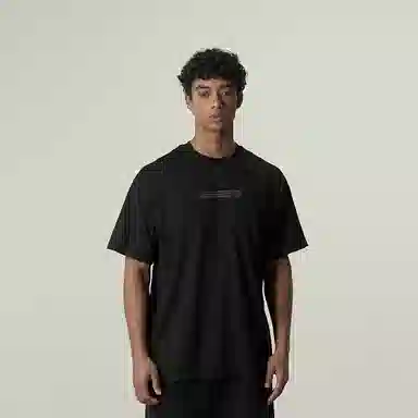 11ESTRANGER ASTRANGER