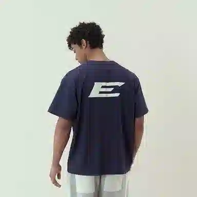 11ESTRANGER ASTRANGER T