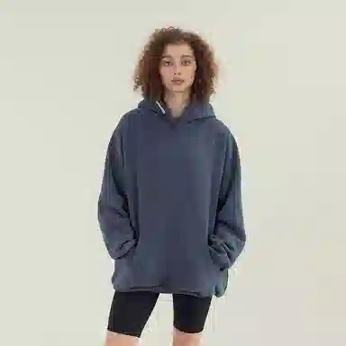 11ESTRANGER ASTRANGER