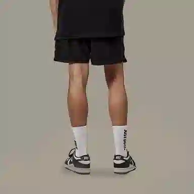 11ESTRANGER ASTRANGER