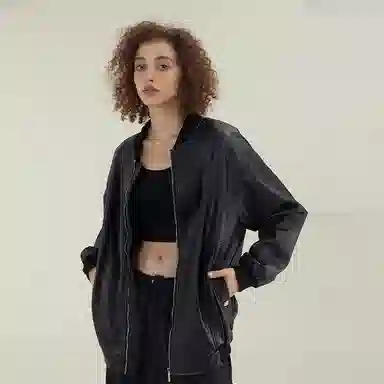 11ESTRANGER ASTRANGER