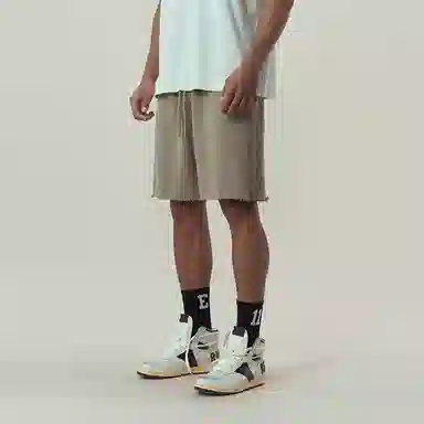 11ESTRANGER ASTRANGER