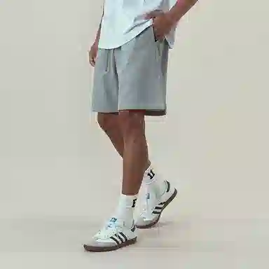 11ESTRANGER ASTRANGER