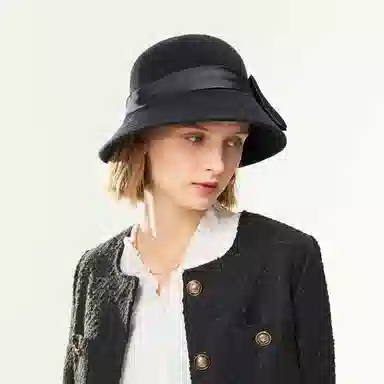 ELLE