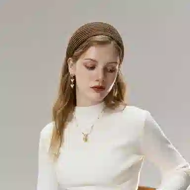 ELLE