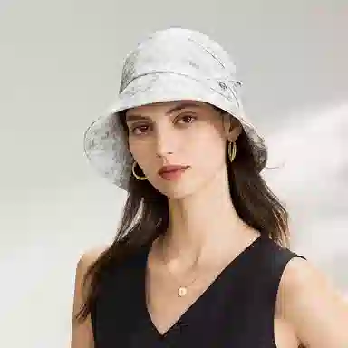 ELLE