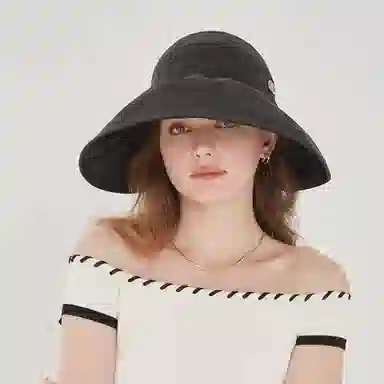 ELLE