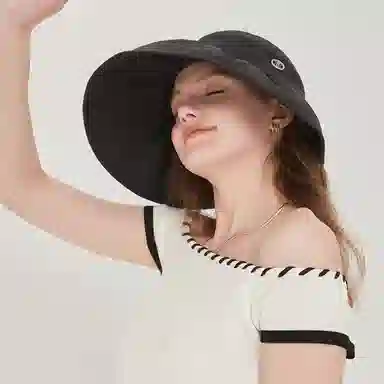 ELLE