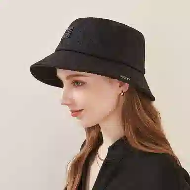 ELLE