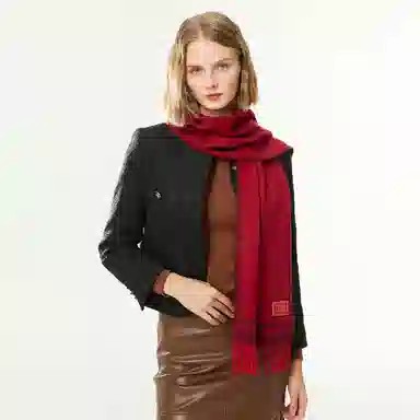 ELLE
