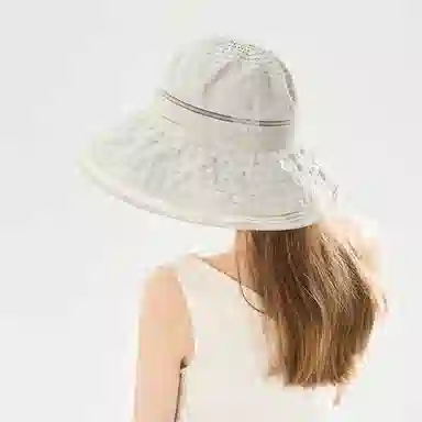 ELLE