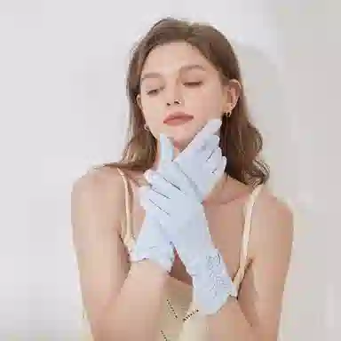 ELLE