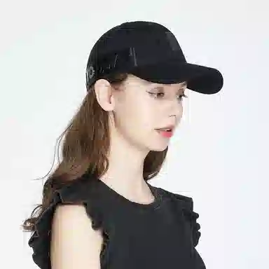 ELLE