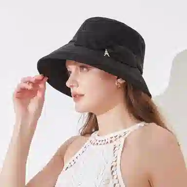 ELLE